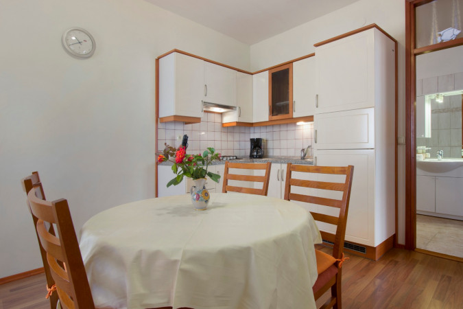 Apartment 4, Apartmani Konta Vodice