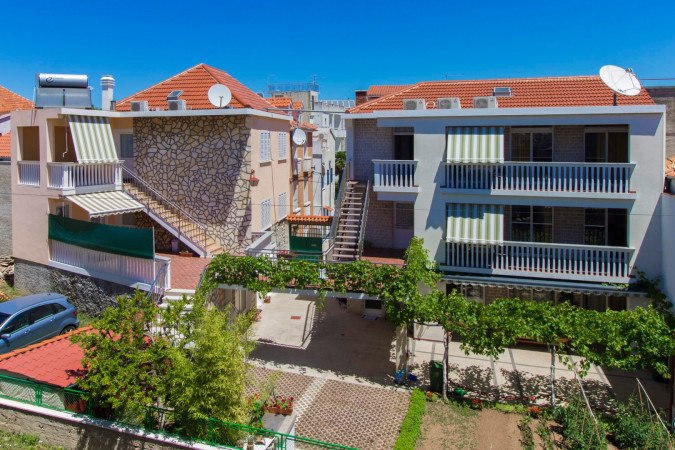 Apartmani Konta, Apartmani Konta Vodice
